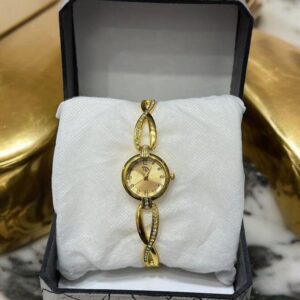 Women's Chic Watch with Chain Strap - 1 Pc Stylish Timepiece for Every Occasion